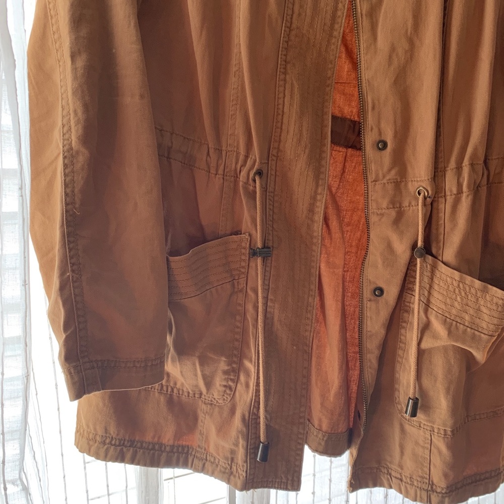Jacket - Picture 3 of 4